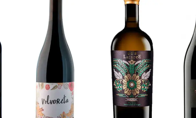 Botellas de vino, una con etiqueta "Volvoreta" y otra con diseño floral y texto "Toro Verdejo".